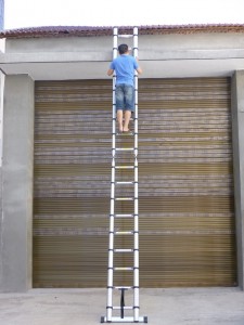 סולם אלומיניום